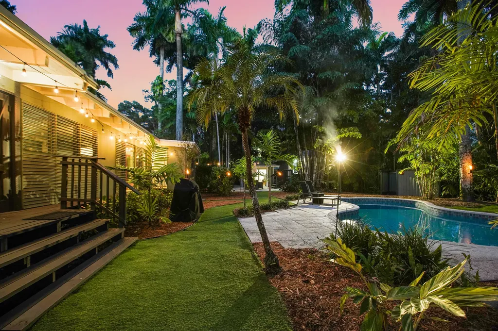 281-311 SW 14th Way Fort Lauderdale FL 33312