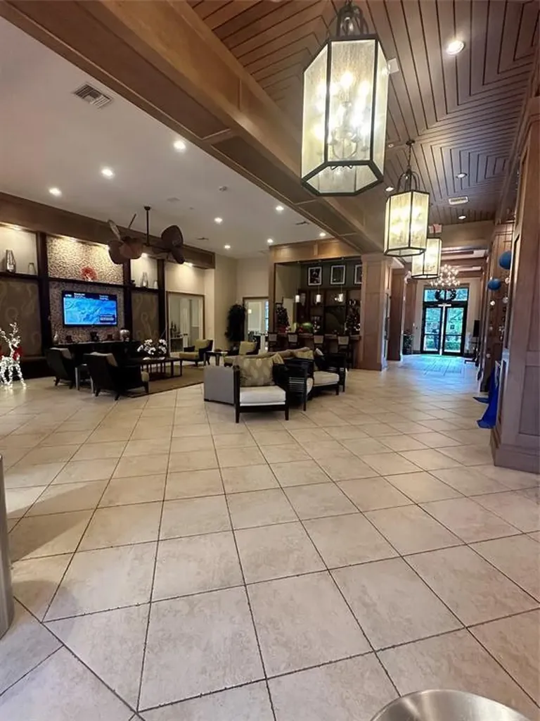 2911 Cascada Isle Way Hollywood FL 33024