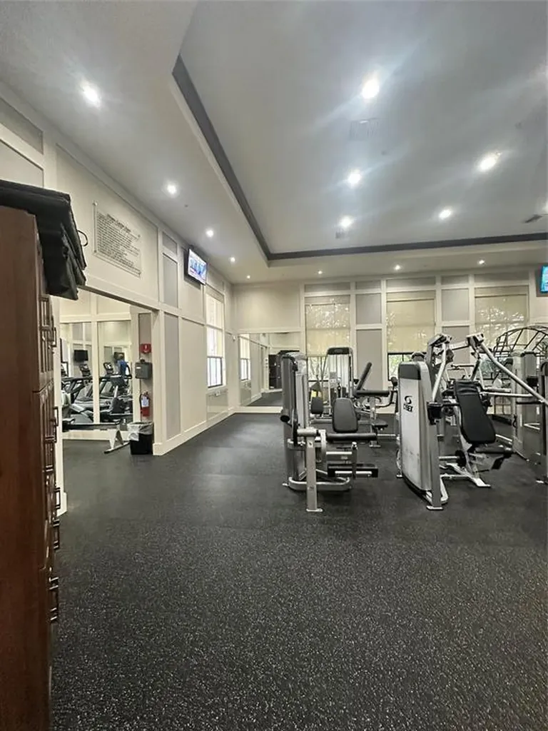 2911 Cascada Isle Way Hollywood FL 33024