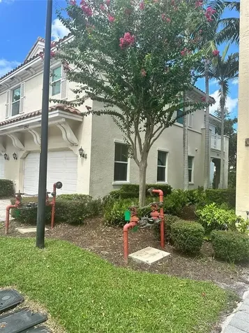 2911 Cascada Isle Way Hollywood FL 33024