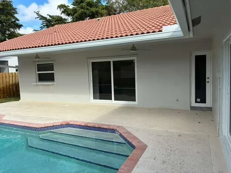 7104 NW 38th Manor Coral Springs FL 33065
