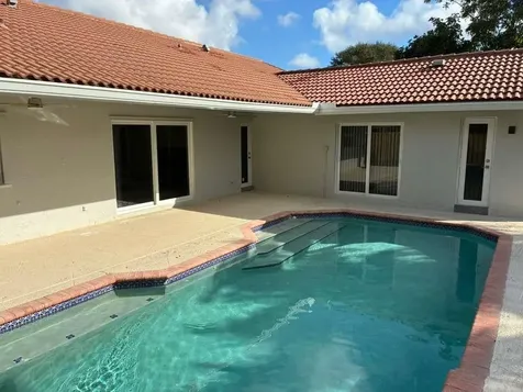 7104 NW 38th Manor Coral Springs FL 33065