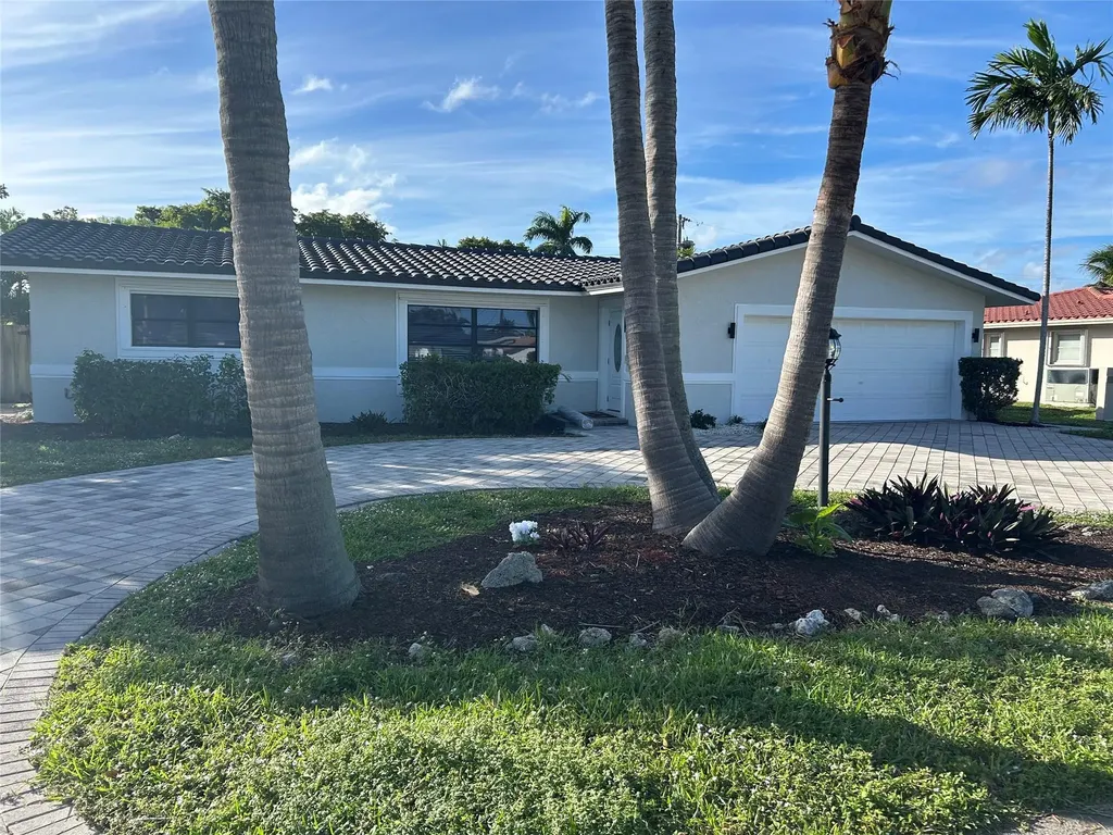 4431 NE 28th Avenue Lighthouse Point FL 33064