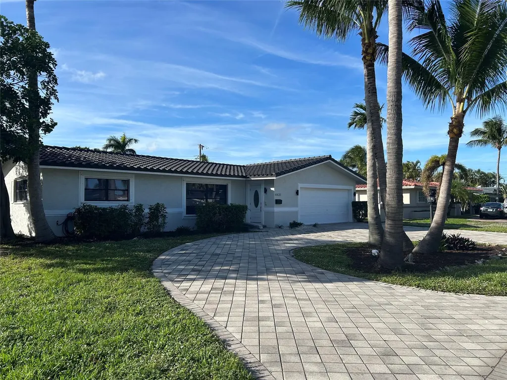 4431 NE 28th Avenue Lighthouse Point FL 33064