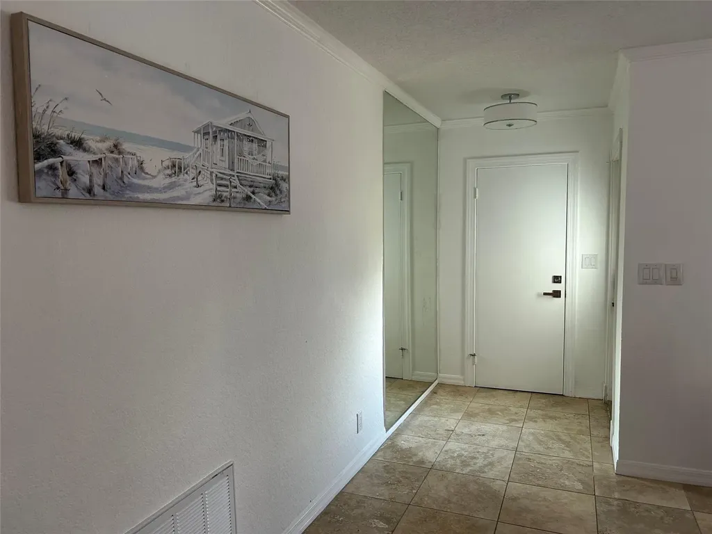 4431 NE 28th Avenue Lighthouse Point FL 33064