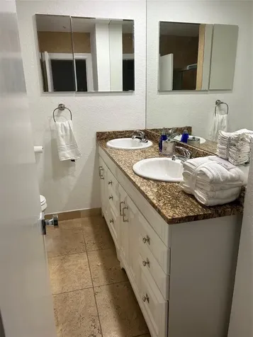 4431 NE 28th Avenue Lighthouse Point FL 33064
