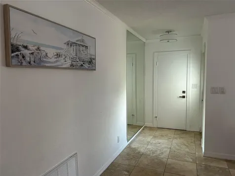 4431 NE 28th Avenue Lighthouse Point FL 33064