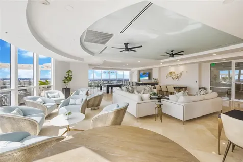 511 SE 5th Avenue Fort Lauderdale FL 33301