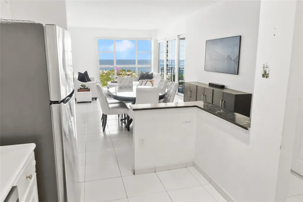 20505 E Country Club Drive Aventura FL 33180