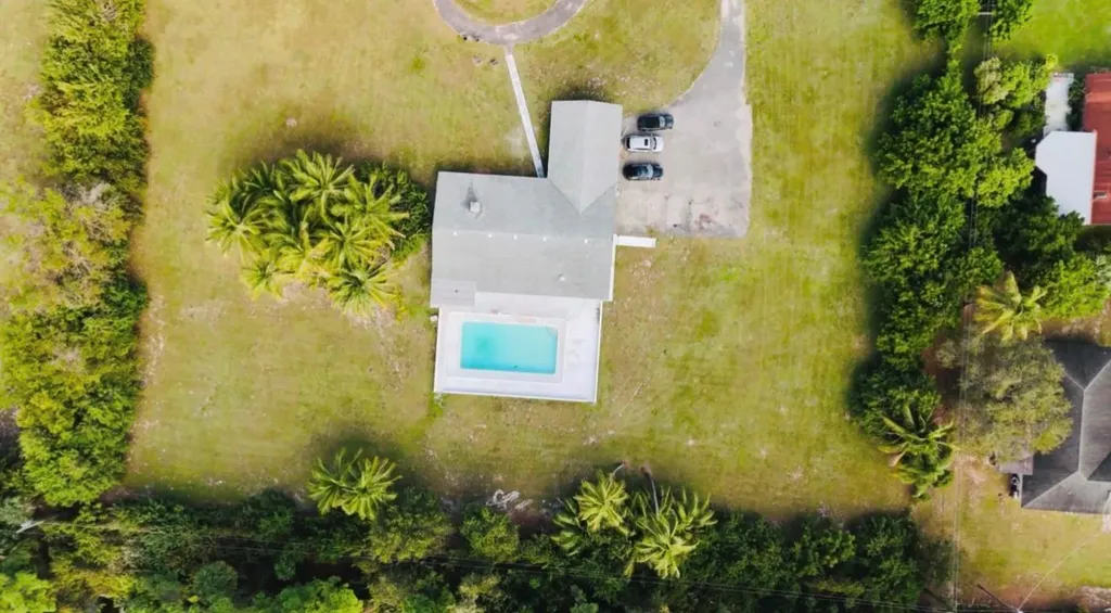 4656 Lillian Avenue Palm Beach Gardens FL 33418