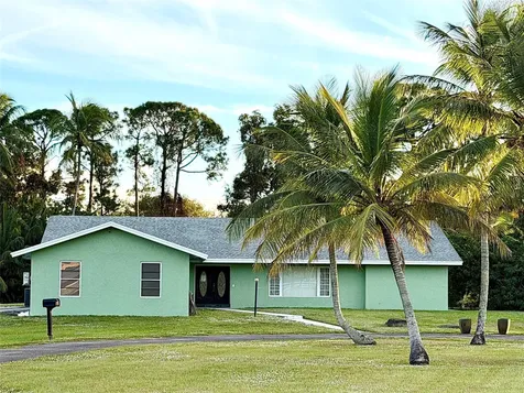 4656 Lillian Avenue Palm Beach Gardens FL 33418
