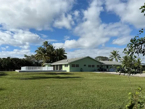 4656 Lillian Avenue Palm Beach Gardens FL 33418