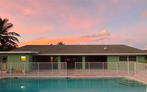 4656 Lillian Avenue Palm Beach Gardens FL 33418