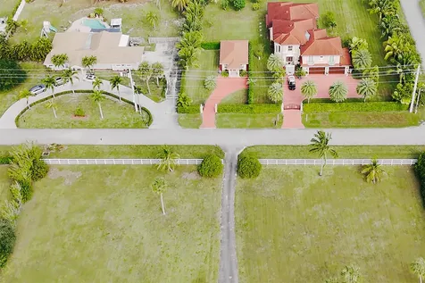 4656 Lillian Avenue Palm Beach Gardens FL 33418