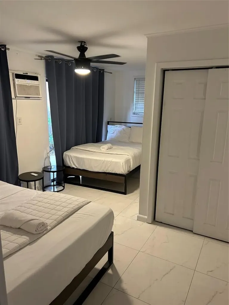 720 NE 17th Court Fort Lauderdale FL 33305