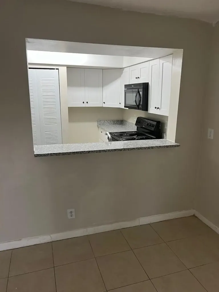 7027 W Sunrise Boulevard Plantation FL 33313