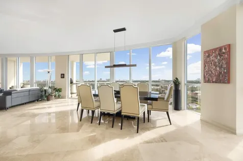 111 SE 8th Avenue Fort Lauderdale FL 33301