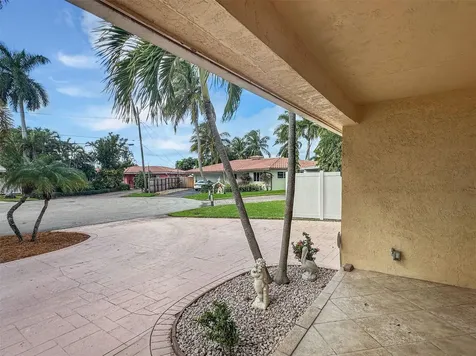 2936 NW 9th Terrace Wilton Manors FL 33311