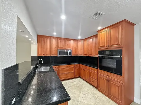 2936 NW 9th Terrace Wilton Manors FL 33311