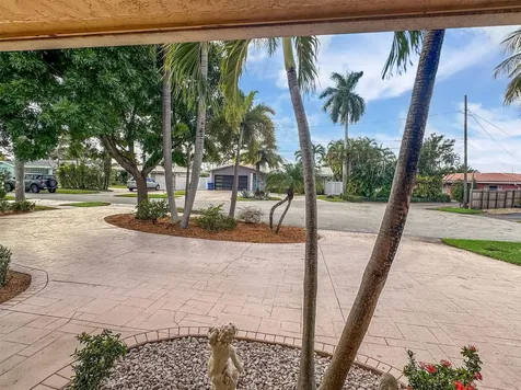 2936 NW 9th Terrace Wilton Manors FL 33311