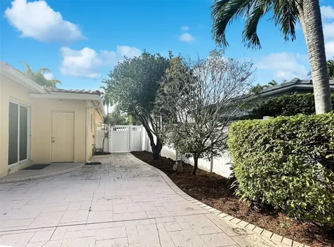 2936 NW 9th Terrace Wilton Manors FL 33311
