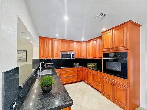 2936 NW 9th Terrace Wilton Manors FL 33311