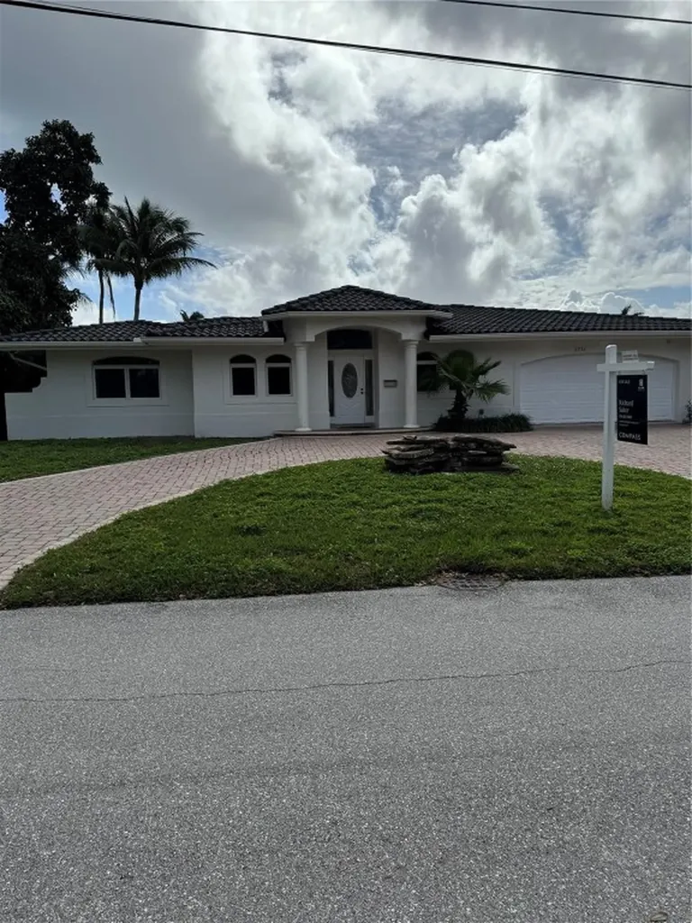 2732 NE 10th Street Pompano Beach FL 33062