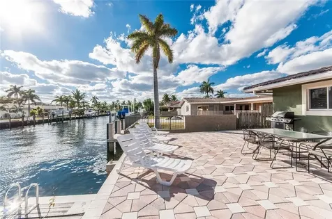 2732 NE 10th Street Pompano Beach FL 33062