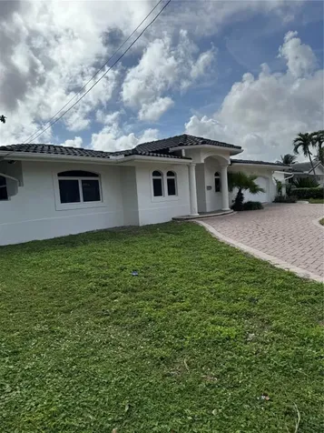 2732 NE 10th Street Pompano Beach FL 33062
