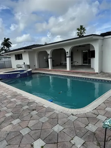 2732 NE 10th Street Pompano Beach FL 33062