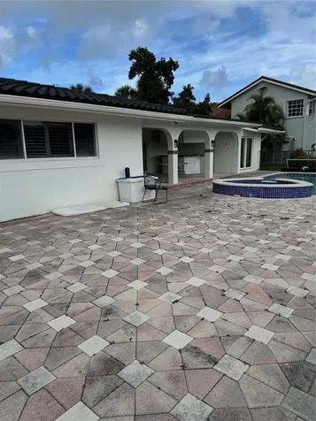 2732 NE 10th Street Pompano Beach FL 33062