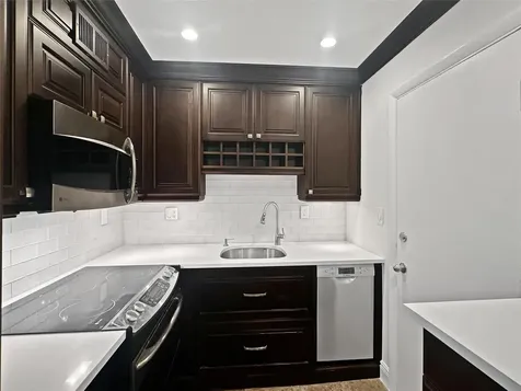 2970 NE 16th Avenue Oakland Park FL 33334