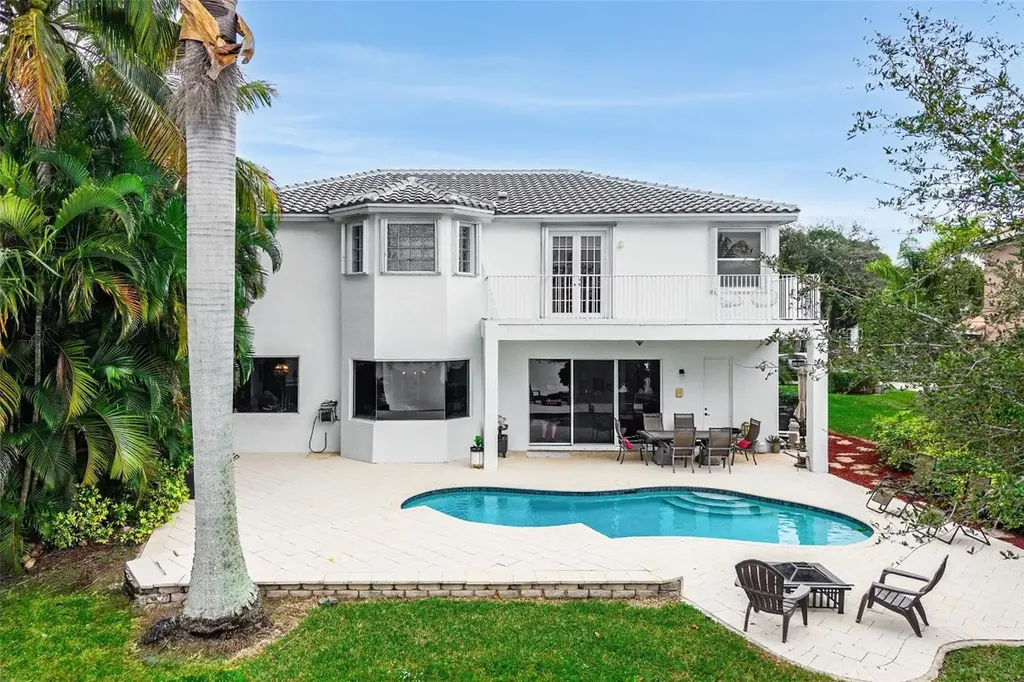 5019 NW 119 Terrace Coral Springs FL 33076