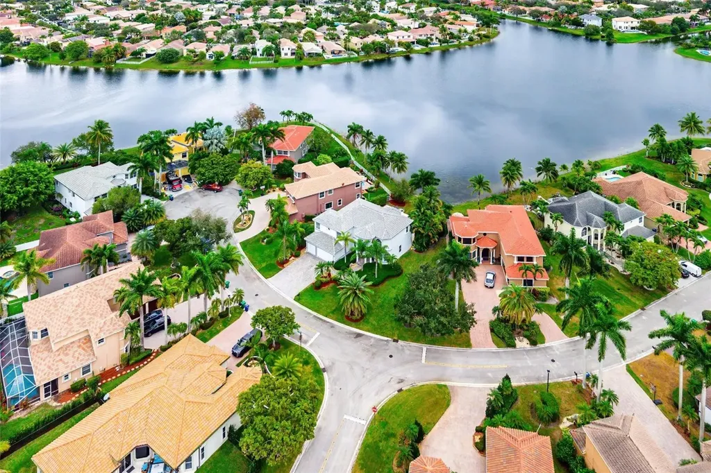 5019 NW 119 Terrace Coral Springs FL 33076
