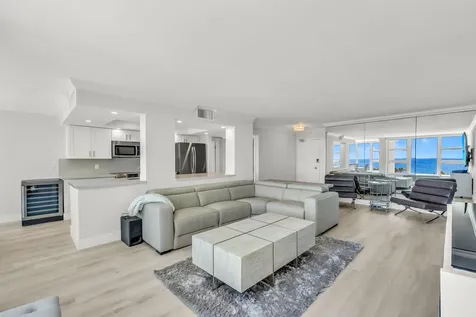 1620 S Ocean Boulevard Lauderdale By The Sea FL 33062