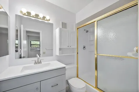 621 NW 105th Way Pembroke Pines FL 33026