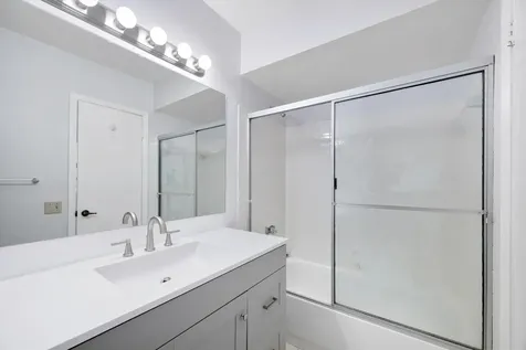 621 NW 105th Way Pembroke Pines FL 33026