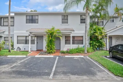 621 NW 105th Way Pembroke Pines FL 33026