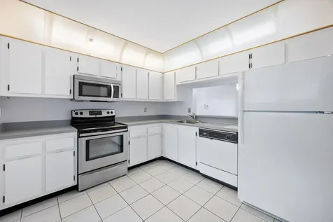 621 NW 105th Way Pembroke Pines FL 33026