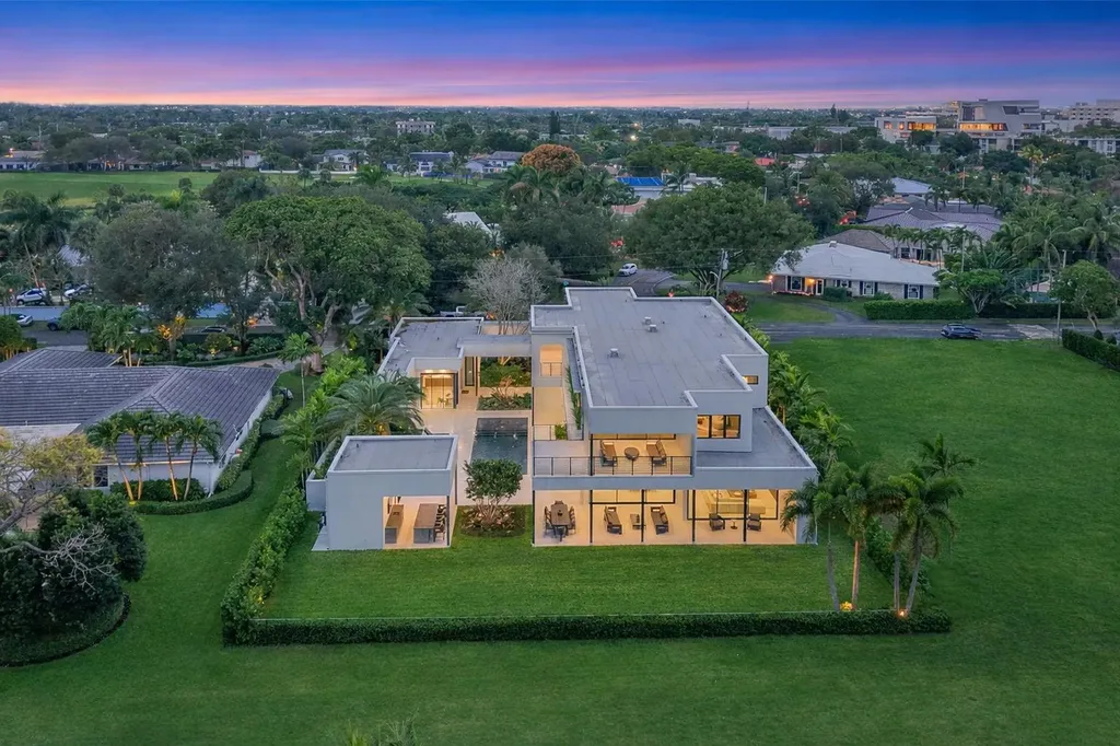 4312 NE 23 Avenue Fort Lauderdale FL 33308