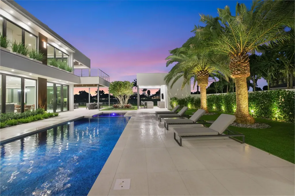 4312 NE 23 Avenue Fort Lauderdale FL 33308