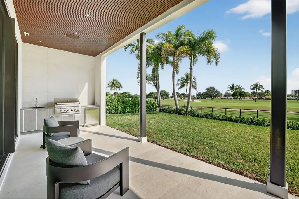 4312 NE 23 Avenue Fort Lauderdale FL 33308