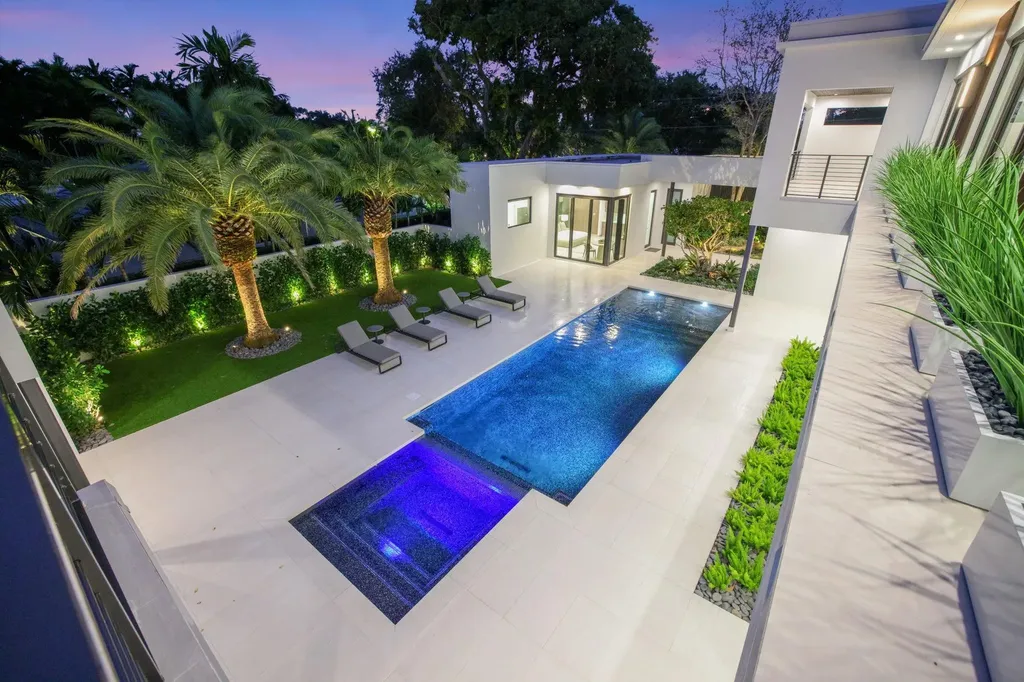 4312 NE 23 Avenue Fort Lauderdale FL 33308