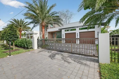 4312 NE 23 Avenue Fort Lauderdale FL 33308