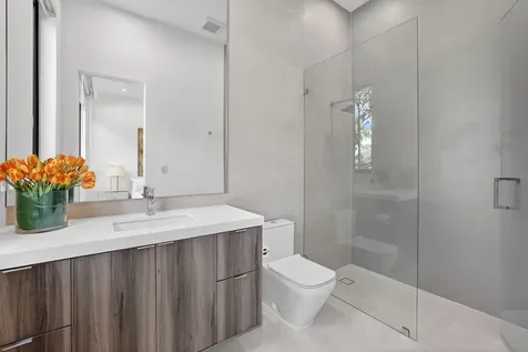 4312 NE 23 Avenue Fort Lauderdale FL 33308
