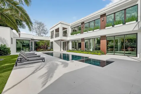 4312 NE 23 Avenue Fort Lauderdale FL 33308