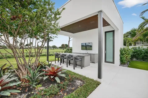 4312 NE 23 Avenue Fort Lauderdale FL 33308