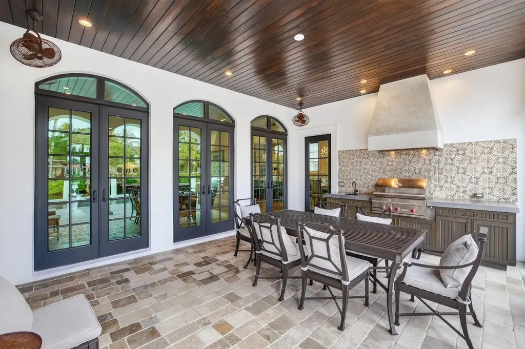 2425 Delmar Place Fort Lauderdale FL 33301