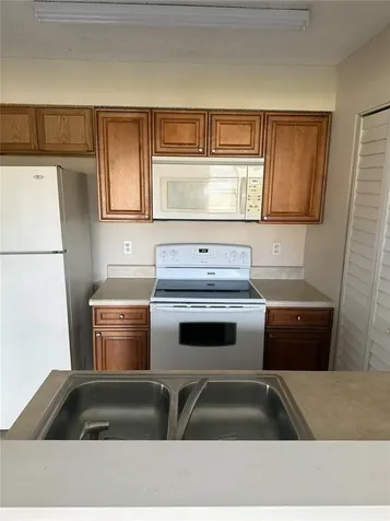 1253 SW 46th Avenue Pompano Beach FL 33069
