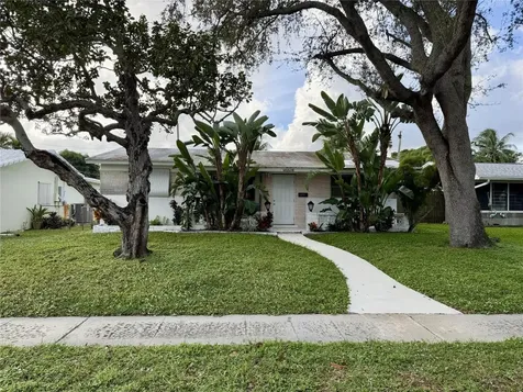 2120 N 34th Avenue Hollywood FL 33021